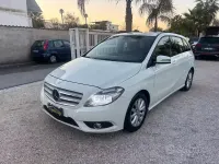 Usata Mercedes B180 Premium 109 CV (80 kW) 2014 Bianco Monovolume