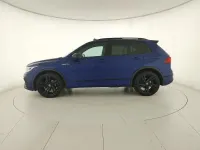Usata VW Tiguan R-line 150 CV (110 kW) 2022 L9 lapiz blue metallizzato SUV