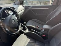 Begagnad VW Golf V 2005 Grå Halvkombi