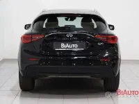 Usata Infiniti Q30 Premium 109 CV (80 kW) 2018 Nero Berlina