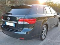 Usata Toyota Avensis Lounge 124 CV (91 kW) 2012 Nero Station wagon