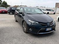 Second-hand Toyota Auris Hybrid Active 99 CP (72 kW) 2013 Negru Berlinǎ