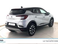 Usata Renault Captur Techno 91 CV (66 kW) 2024 Grigio SUV