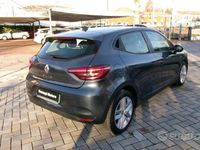 Usata Renault Clio V Business 90 CV (66 kW) 2022 Grigio Berlina