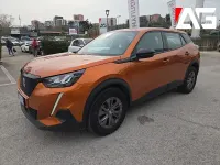 Usata Peugeot 2008 Active 102 CV (75 kW) 2023 Arancione SUV