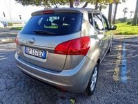 Usata Kia Venga 90 CV (66 kW) 2012 Marrone Utilitaria