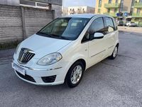 Usata Lancia Musa 77 CV (56 kW) 2009 Bianco Monovolume