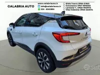 Usata Renault Captur Techno 101 CV (74 kW) 2023 Bianco SUV