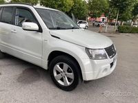 Usata Suzuki Grand Vitara 129 CV (94 kW) 2010 Bianco SUV