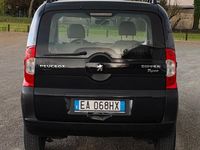 Usata Peugeot Bipper Outdoor 70 CV (51 kW) 2010 Nero Monovolume