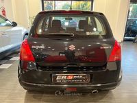 Usata Suzuki Swift GL 92 CV (67 kW) 2007 Nero Berlina