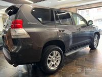 Usata Toyota Land Cruiser Sol 190 CV (139 kW) 2011 Grigio SUV