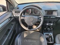 Usata Opel Astra 101 CV (74 kW) 2007 Station wagon