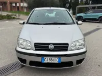 Usata Fiat Punto Dynamic 60 CV (44 kW) 2003 Argento Utilitaria