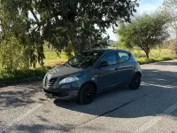 Usata Lancia Ypsilon 95 CV (69 kW) 2014 Grigio Utilitaria