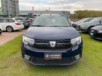 Usata Dacia Logan Lauréate 73 CV (53 kW) 2017 Blu Berlina