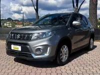 Usata Suzuki Vitara 140 CV (102 kW) 2020 Grigio SUV