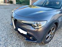 Usata Alfa Romeo Stelvio Super 179 CV (131 kW) 2017 Grigio SUV