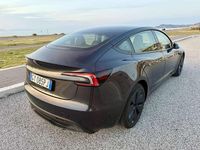 Usata Tesla Model 3 RWD 235 kW (320 CV) 2025 Grigio Berlina
