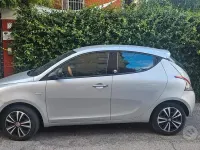 Usata Lancia Ypsilon Silver 69 CV (50 kW) 2013 Grigio Utilitaria