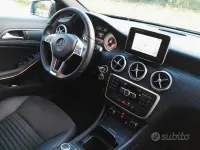 Usata Mercedes 180 AMG 109 CV (80 kW) 2015 Berlina