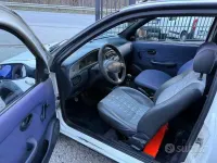 Usata Fiat Strada 80 CV (58 kW) 2004 Bianco Pick-up
