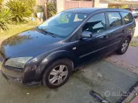 Usata Ford Focus 116 CV (85 kW) 2004 Grigio Berlina