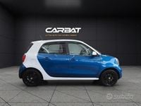 Usata Smart ForFour Proxy 71 CV (52 kW) 2015 Blu Utilitaria