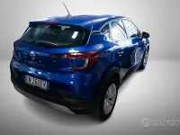 Usata Renault Captur Equilibre 101 CV (74 kW) 2023 Blu/azzurro SUV