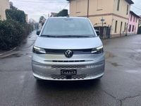 Usata VW Multivan 218 CV (160 kW) 2023 Grigio Furgone
