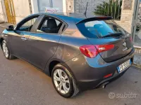 Usata Alfa Romeo Giulietta 120 CV (88 kW) 2015 Grigio Utilitaria