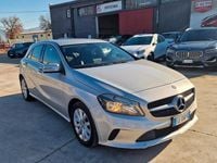 Usata Mercedes A200 Premium 136 CV (100 kW) 2017 Grigio Berlina