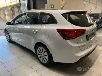 Begagnad Kia Ceed Sportswagon 110 HK (80 kW) 2014 Vit Kombi