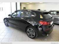 Usata BMW 118 Advantage 150 CV (110 kW) 2021 Blu/azzurro Utilitaria