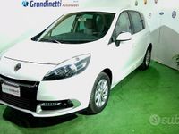 Usata Renault Scénic III XMOD 110 CV (80 kW) 2013 Bianco Monovolume