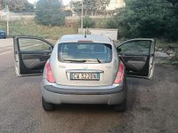 Usata Lancia Ypsilon 69 CV (50 kW) 2005 Grigio Utilitaria