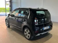 Usata VW cross up! 75 CV (55 kW) 2018 Nero Utilitaria