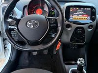 Usata Toyota Aygo 72 CV (52 kW) 2018 Bianco Utilitaria