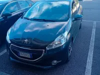 Usata Peugeot 208 95 CV (69 kW) 2015 Utilitaria