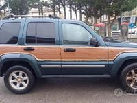 Usata Jeep Cherokee 163 CV (119 kW) 2005 Verde SUV