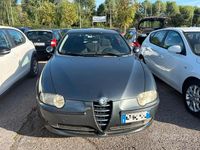 Usata Alfa Romeo 147 Progression 149 CV (109 kW) 2001 Grigio Utilitaria