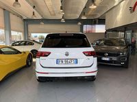 Usata VW Tiguan Sportline 125 CV (91 kW) 2018 Bianco SUV