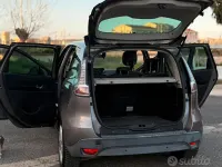 Usata Renault Scenic E-Tech XMOD 2013 Grigio Berlina