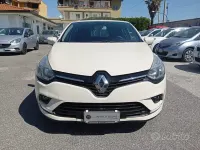 Usata Renault Clio IV 90 CV (66 kW) 2017 Beige Berlina