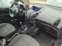 Usata Ford B-MAX 100 CV (73 kW) 2015 Grigio Monovolume