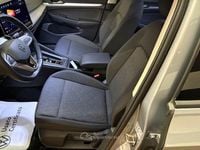 Usata VW Golf VIII 150 CV (110 kW) 2025 Argento Station wagon