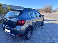 Usata Dacia Sandero 90 CV (66 kW) 2017 Grigio Berlina