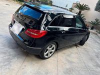 Usata Mercedes B200 2012 Nero Monovolume