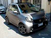Usata Smart ForTwo Cabrio Prime 90 CV (66 kW) 2018 Grigio Cabrio