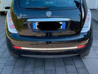 Usata Lancia Ypsilon 69 CV (50 kW) 2010 Nero Utilitaria